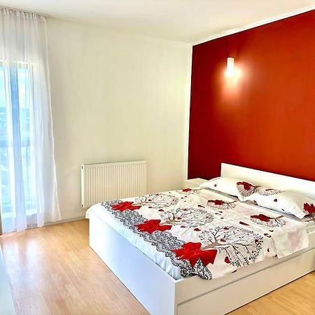 Apartament Novara 21 كرايوفا المظهر الخارجي الصورة